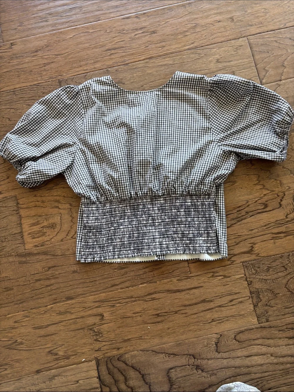 Gingham Puff-Sleeve Button-Front Women's Top